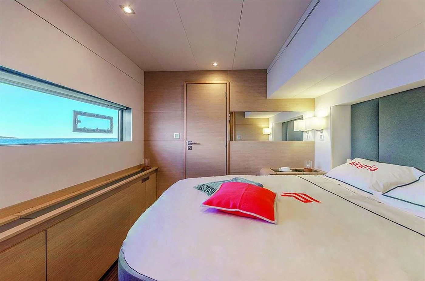 a hotel room with a bed aboard OCEANUS Yacht for Sale
