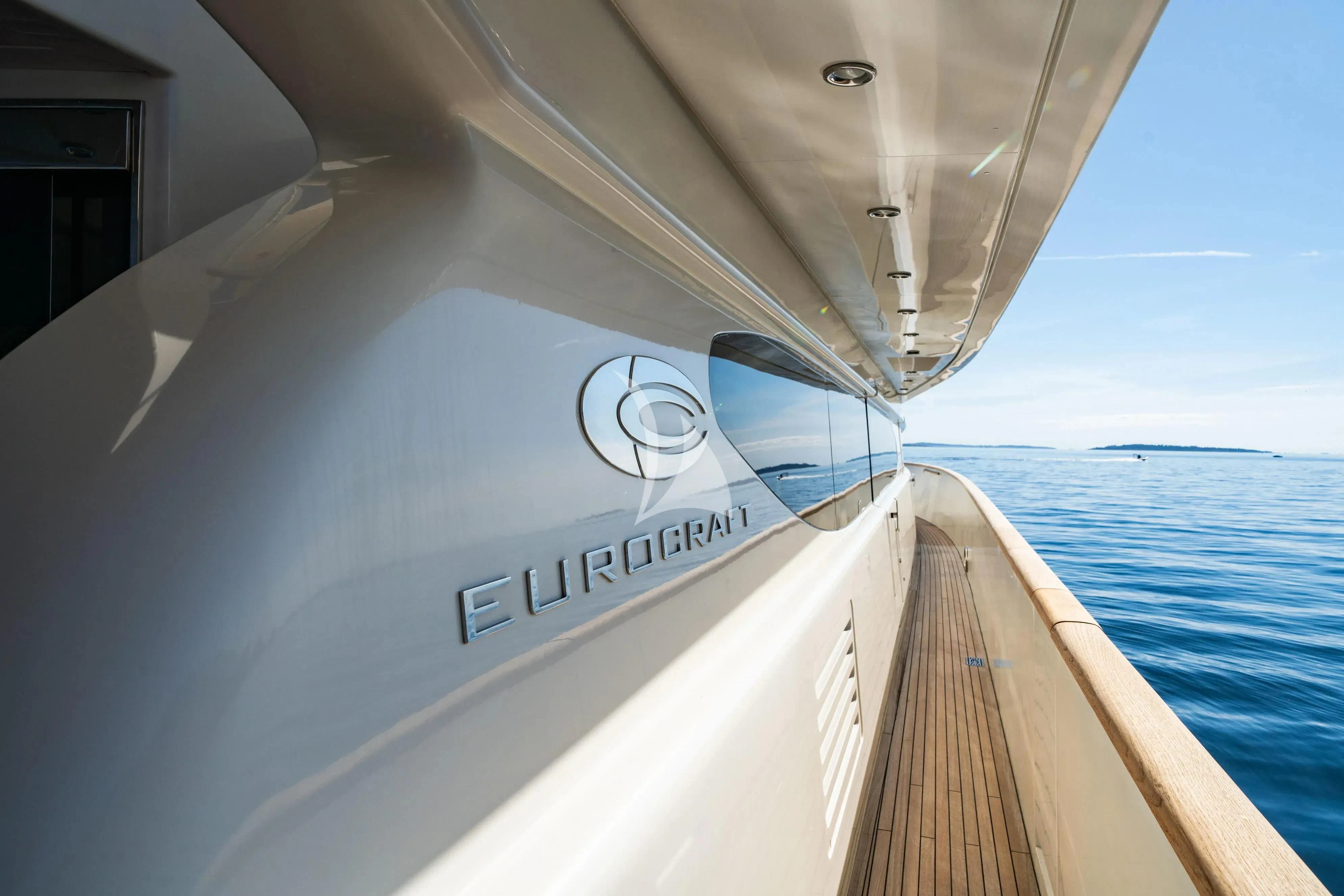 the front of a boat aboard BEIJA FLORE Yacht for Charter