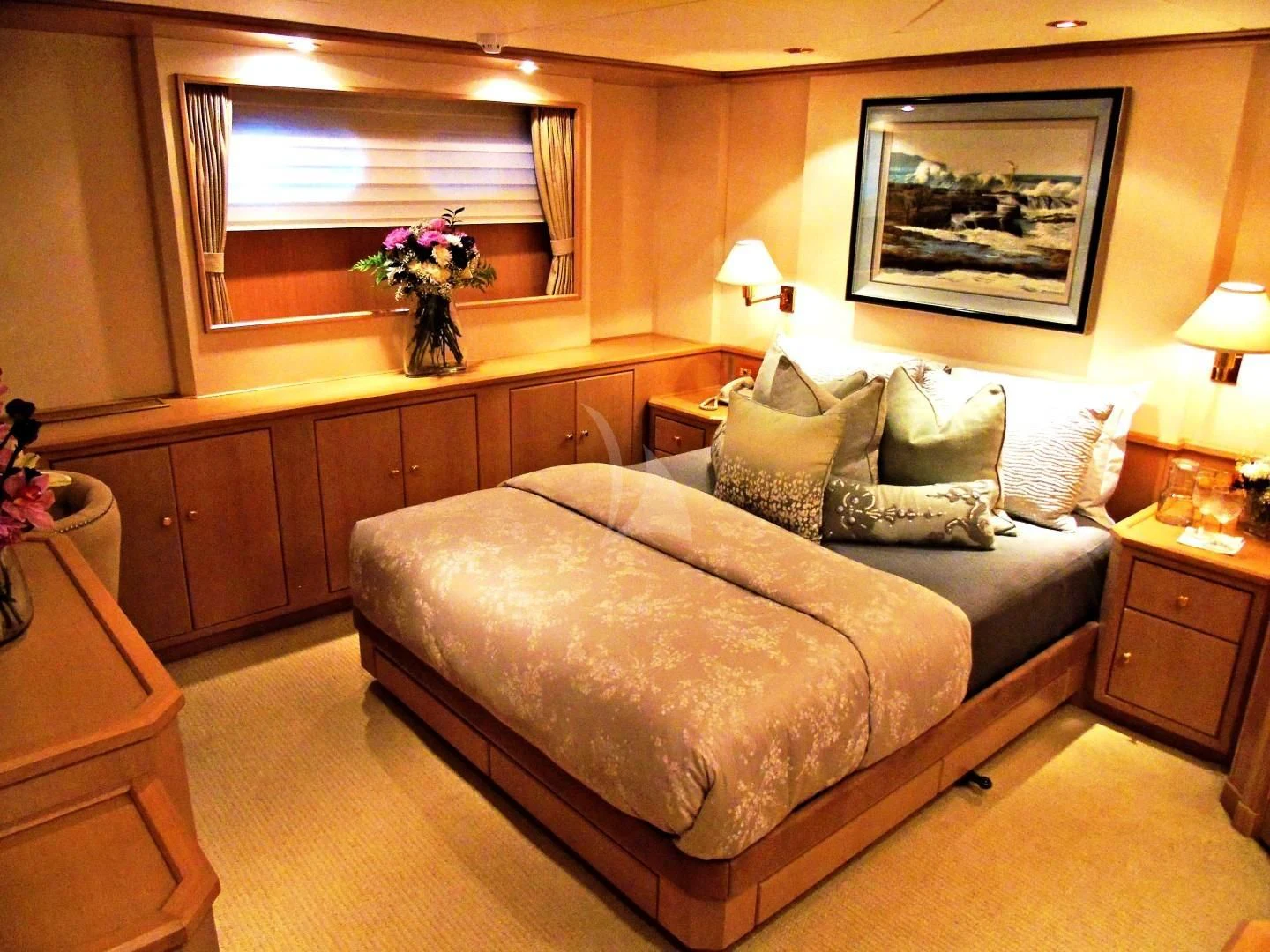 a bed in a hotel room aboard CHANTAL MA VIE Yacht for Sale