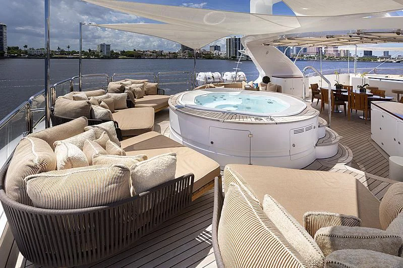 a room with a large pool aboard GROOVER Yacht for Sale