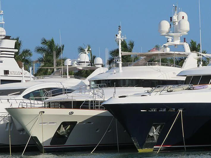 a few boats are parked aboard GROOVER Yacht for Sale