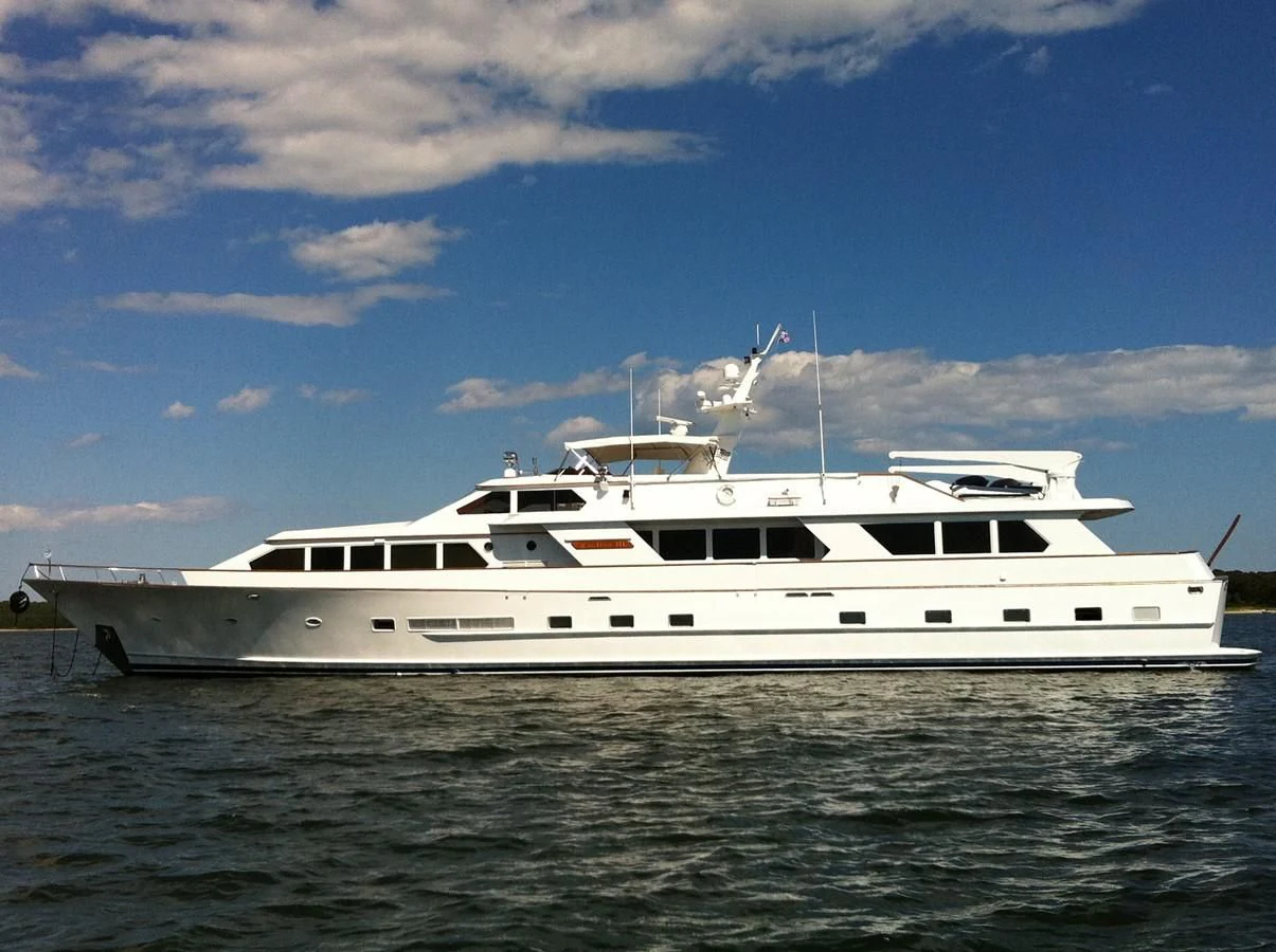 a white yacht in the water aboard ZANTINO III Yacht for Sale