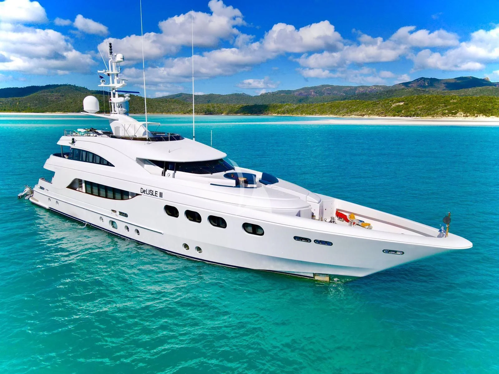 a white yacht in the water aboard DE LISLE III Yacht for Sale