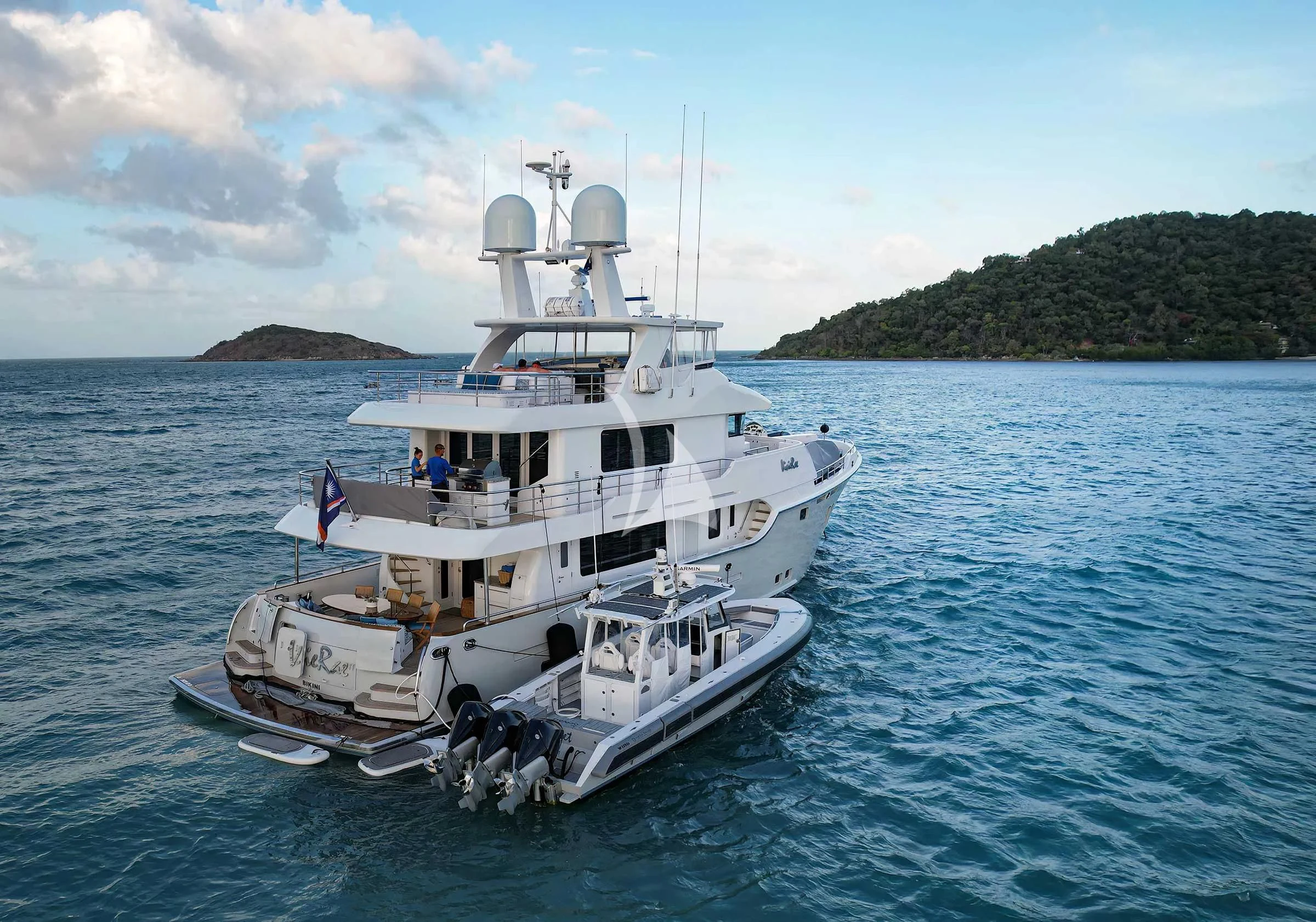 a boat in the water aboard VIVIERAE II Yacht for Sale
