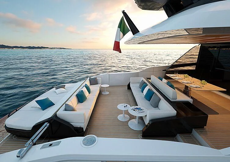 a boat on the water aboard EXTRA 88/03 Yacht for Sale