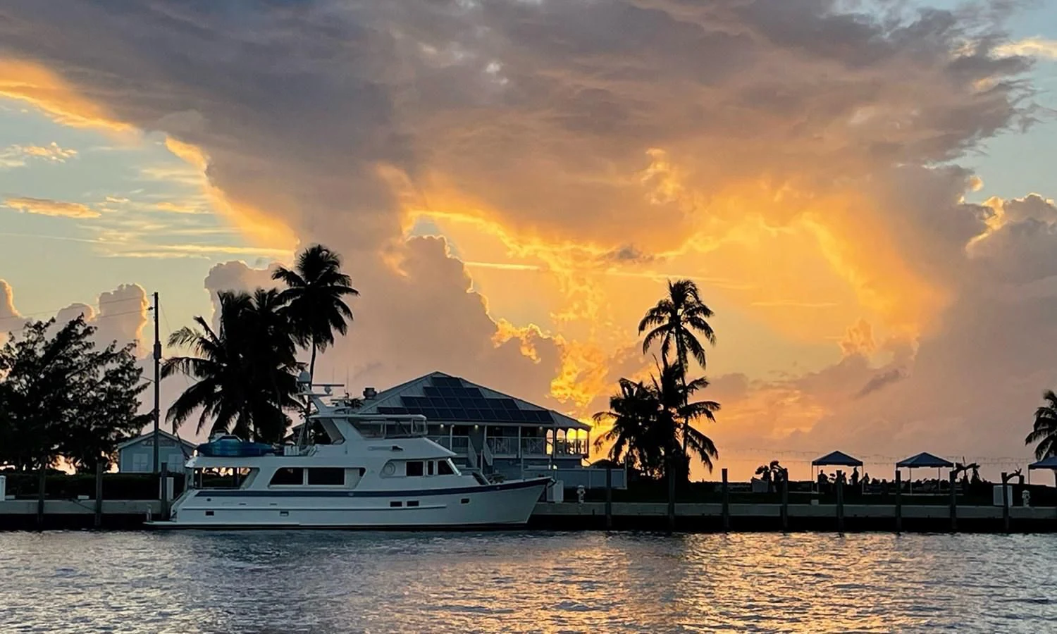 a boat on the water aboard SUERTUDO Yacht for Sale