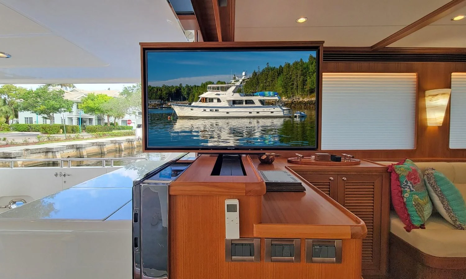 a large ship in a large room aboard SUERTUDO Yacht for Sale