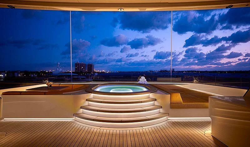 a pool on a deck aboard AQUARIUS Yacht for Sale