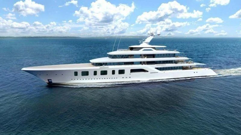 a white yacht in the ocean aboard AQUARIUS Yacht for Sale