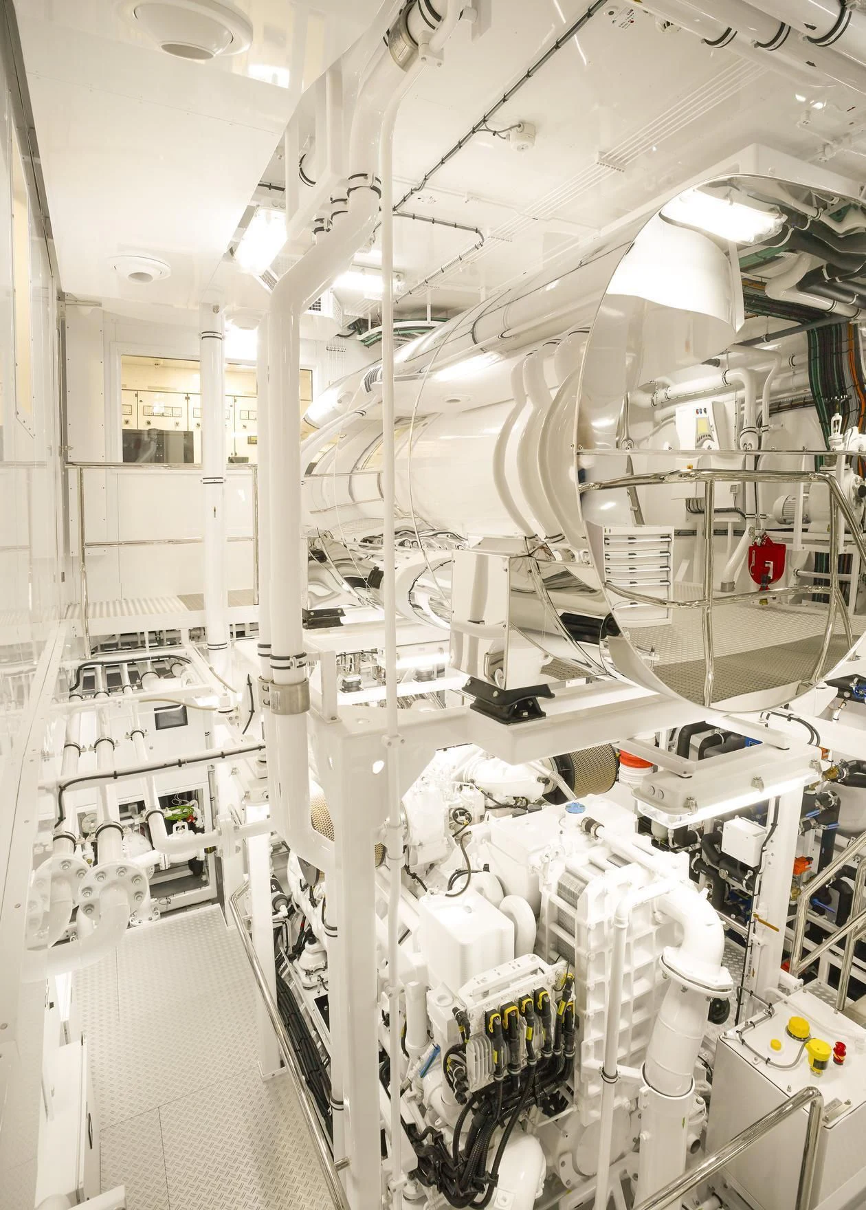 a room with many machines aboard AQUARIUS Yacht for Sale