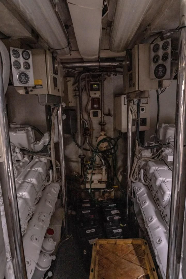 a room with machinery aboard EL CAPRICHO Yacht for Sale