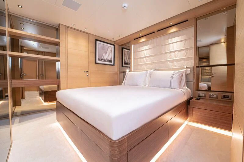 a bed in a room aboard SOUTH SEA Yacht for Sale