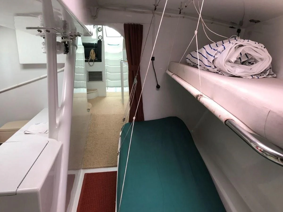 a hallway with a green mat aboard ROUTE 66 Yacht for Sale