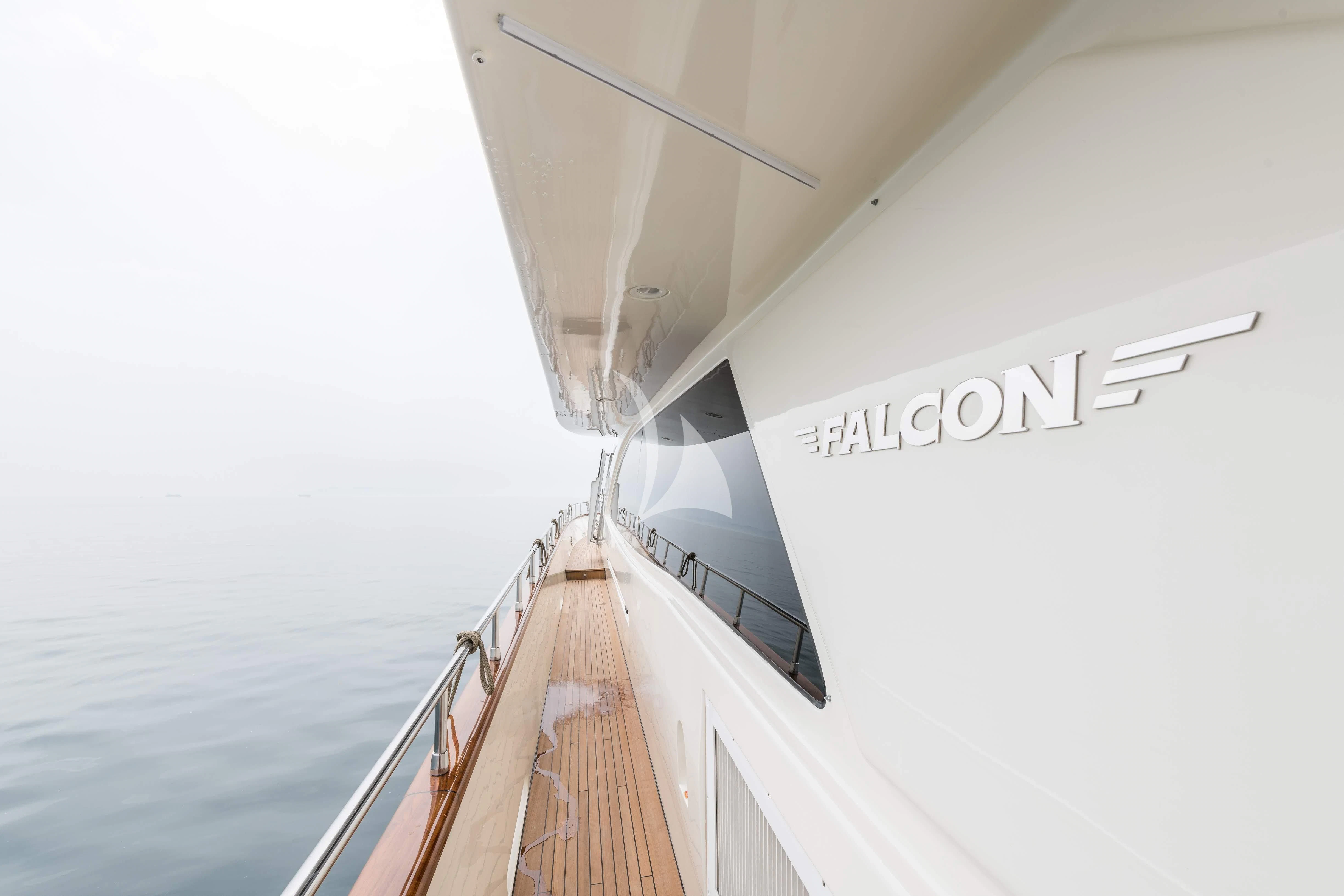 a close-up of a boat aboard STAR LINK Yacht for Sale