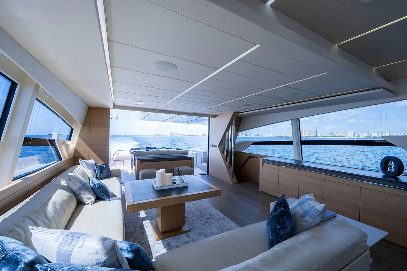 a room with a view of the ocean and the ocean aboard CLAIMS TO FAME Yacht for Sale