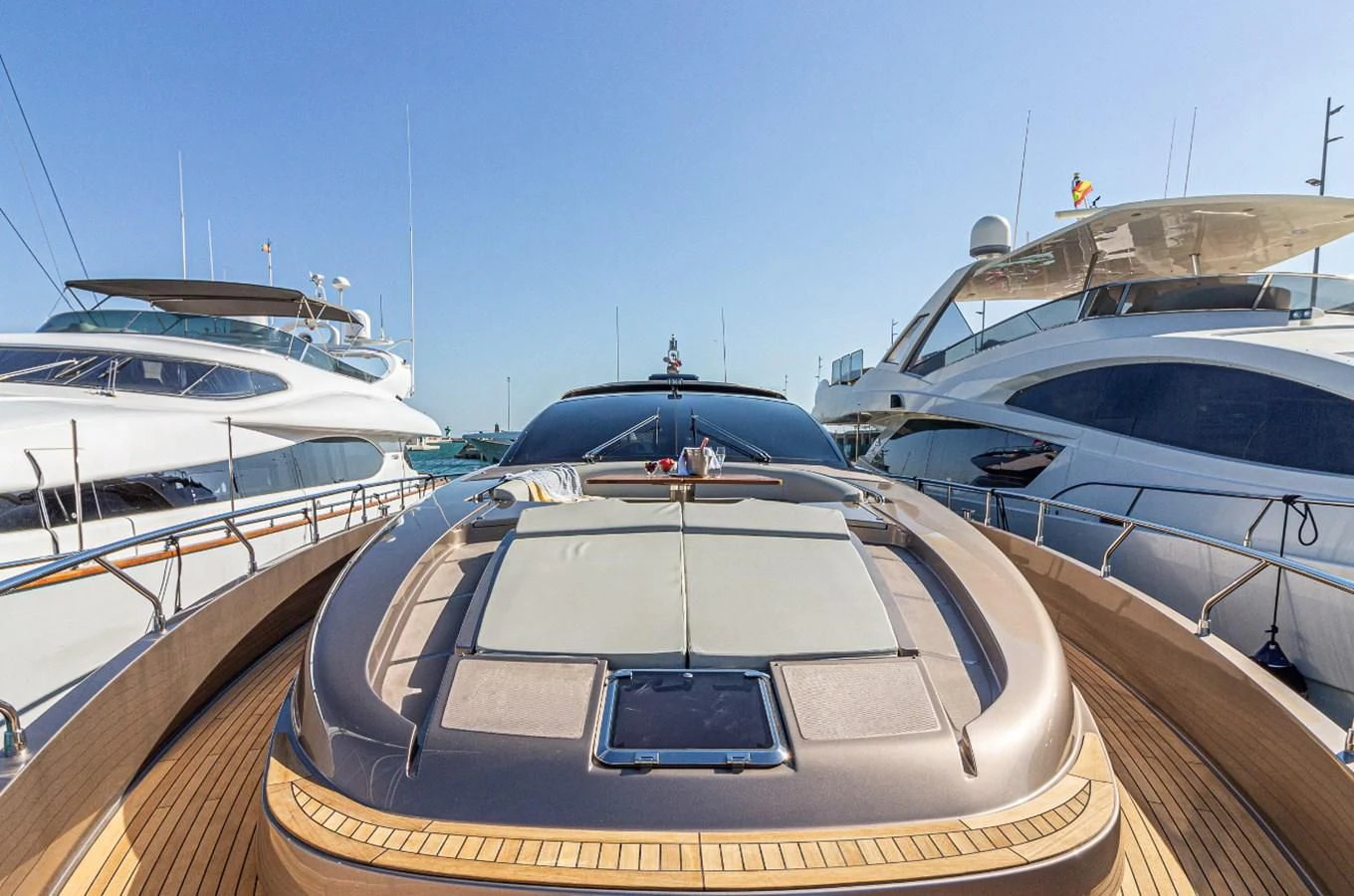 a boat on the water aboard DONNA SANTA Yacht for Sale