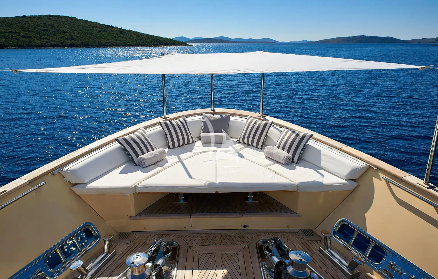 a boat on the water aboard 2011 SANLORENZO SD92 FLYBRIDGE Yacht for Sale