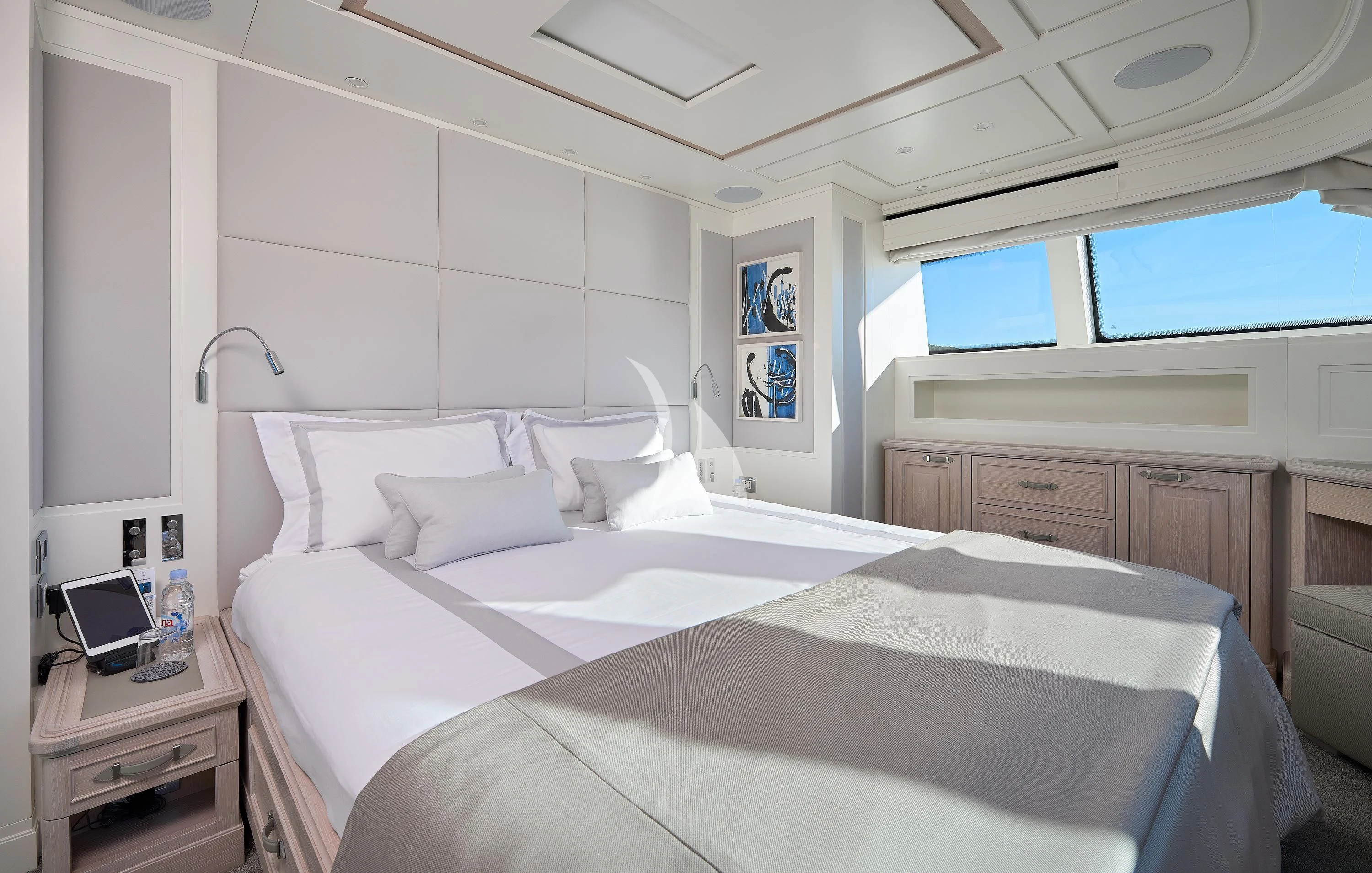 a bed with white sheets aboard 2011 SANLORENZO SD92 FLYBRIDGE Yacht for Sale