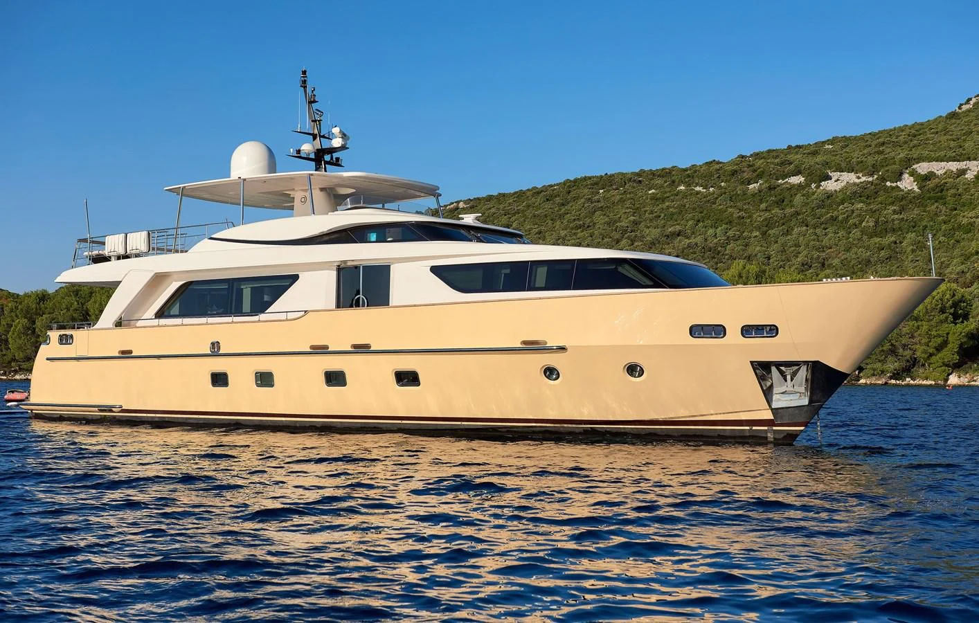 a boat on the water aboard 2011 SANLORENZO SD92 FLYBRIDGE Yacht for Sale