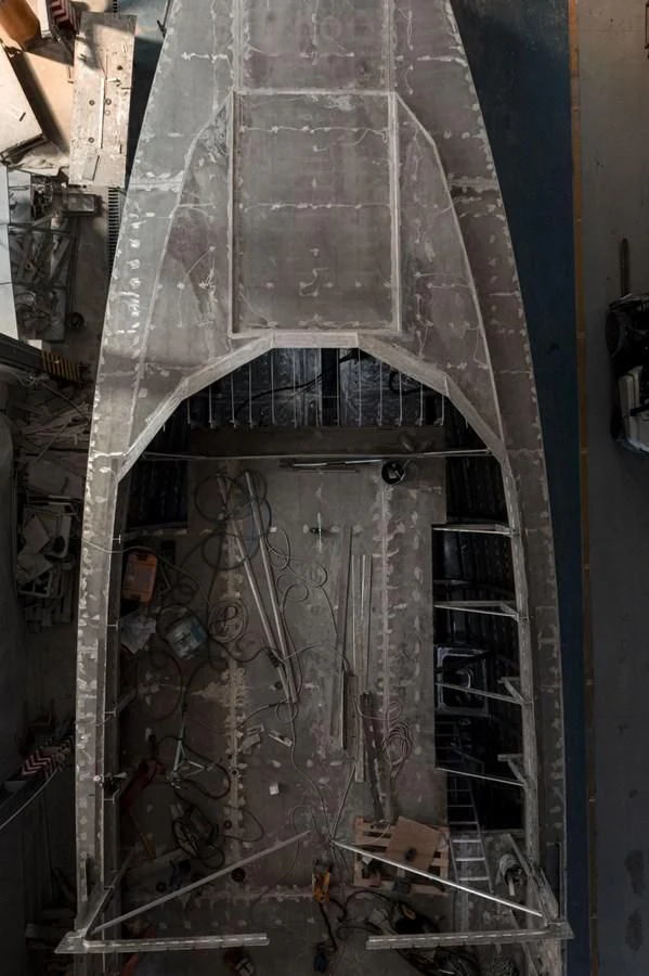 a large machine with wires aboard 88 YACHT Yacht for Sale