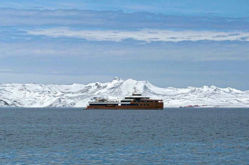 a boat in the water aboard LA DATCHA Yacht for Sale
