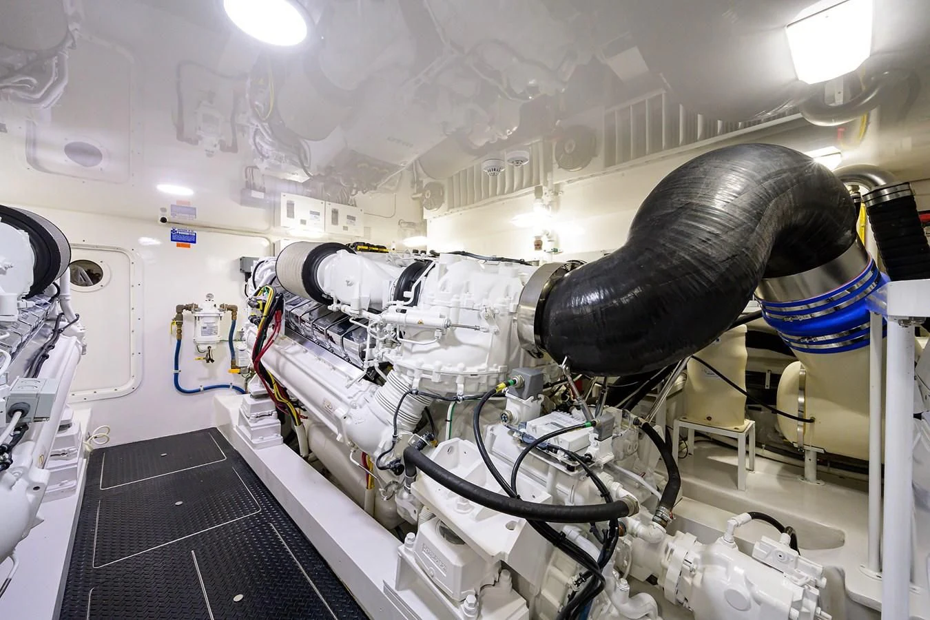 a room with a machine aboard ABSOLUT Yacht for Sale