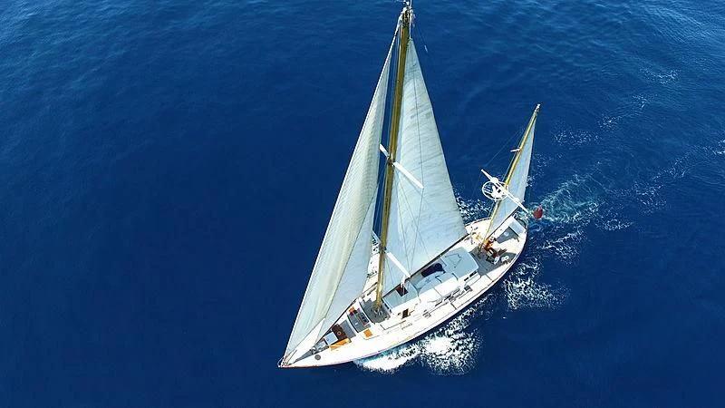 a boat in the water aboard FEI-SEEN Yacht for Sale