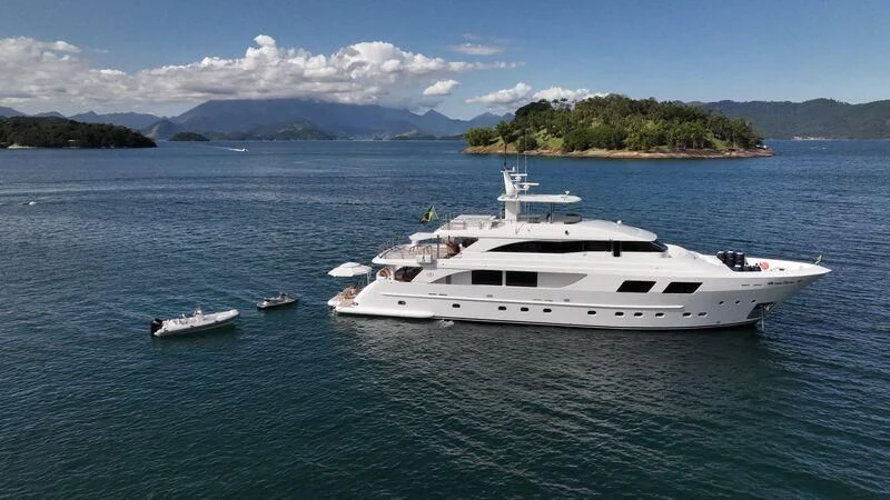 a white yacht in the water aboard PAPA-GOLFE Yacht for Sale
