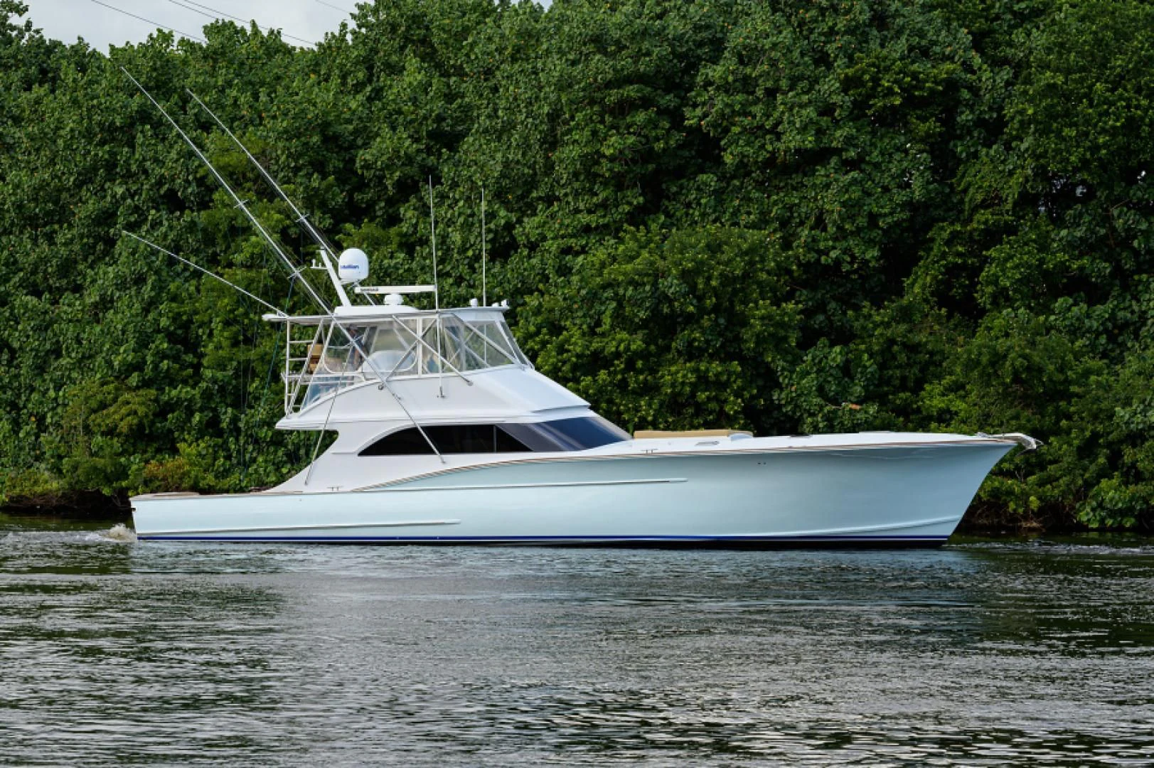 a boat on the water aboard FLYING J Yacht for Sale
