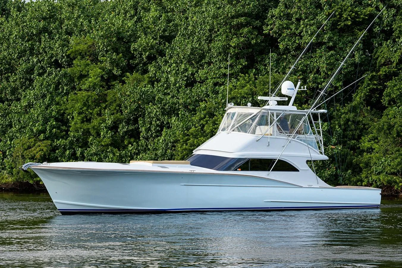 a boat on the water aboard FLYING J Yacht for Sale