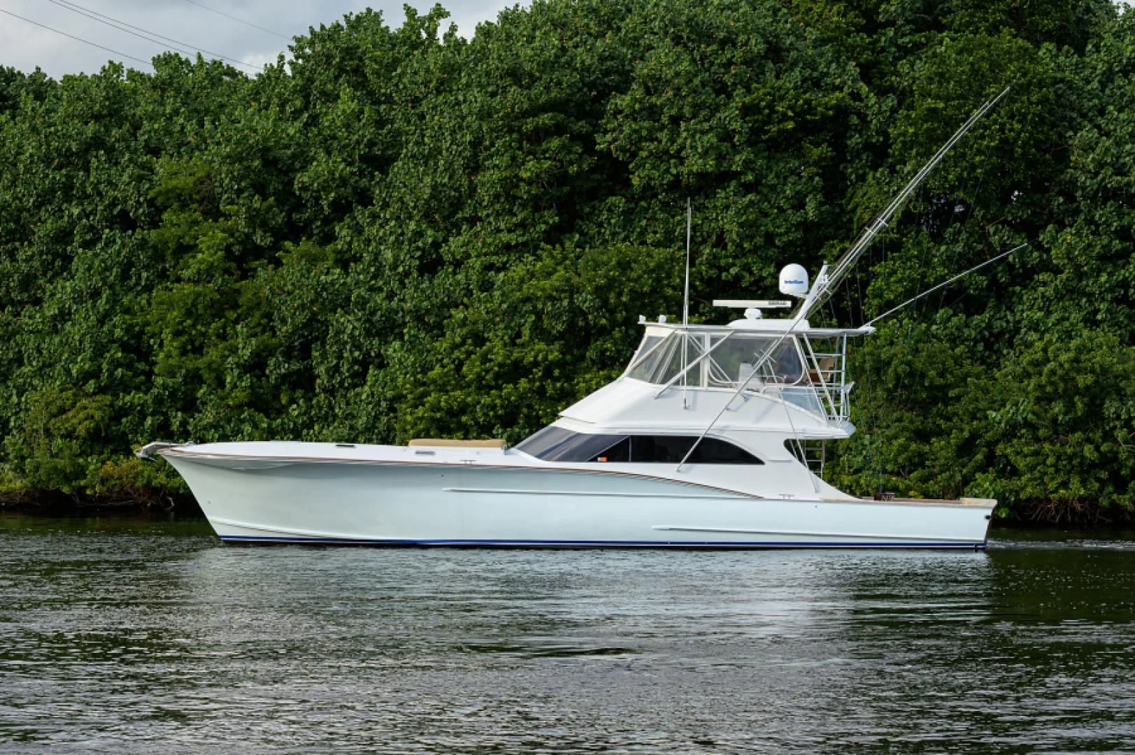 a boat on the water aboard FLYING J Yacht for Sale