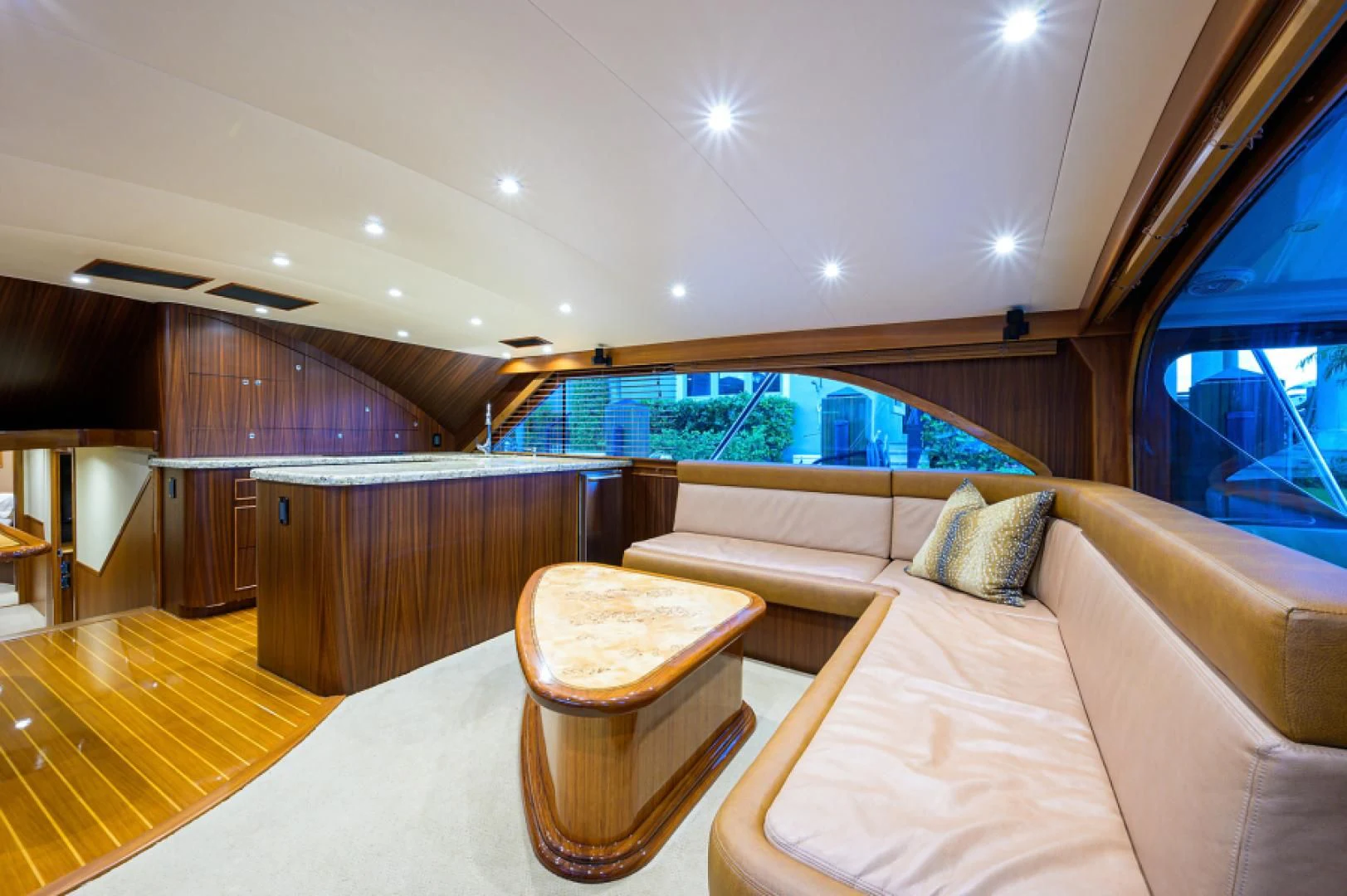 a room with a couch and a table aboard FLYING J Yacht for Sale