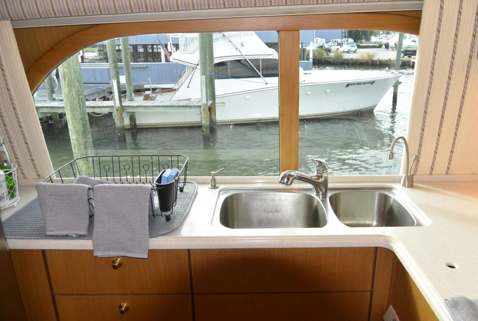 a sink with towels on it aboard DOG HOUSE Yacht for Sale