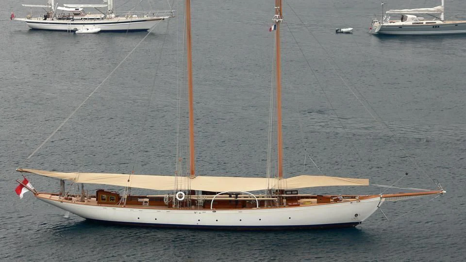 a boat in the water aboard DORIANA Yacht for Sale