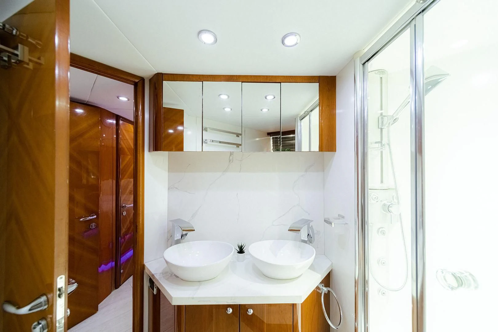 a bathroom with two sinks aboard SOUL MATES Yacht for Sale