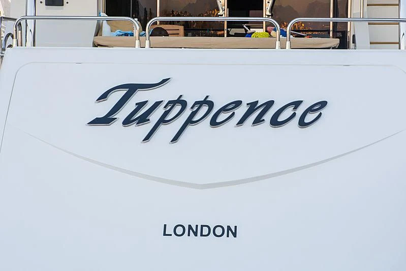 text aboard SEA LA VIE Yacht for Sale