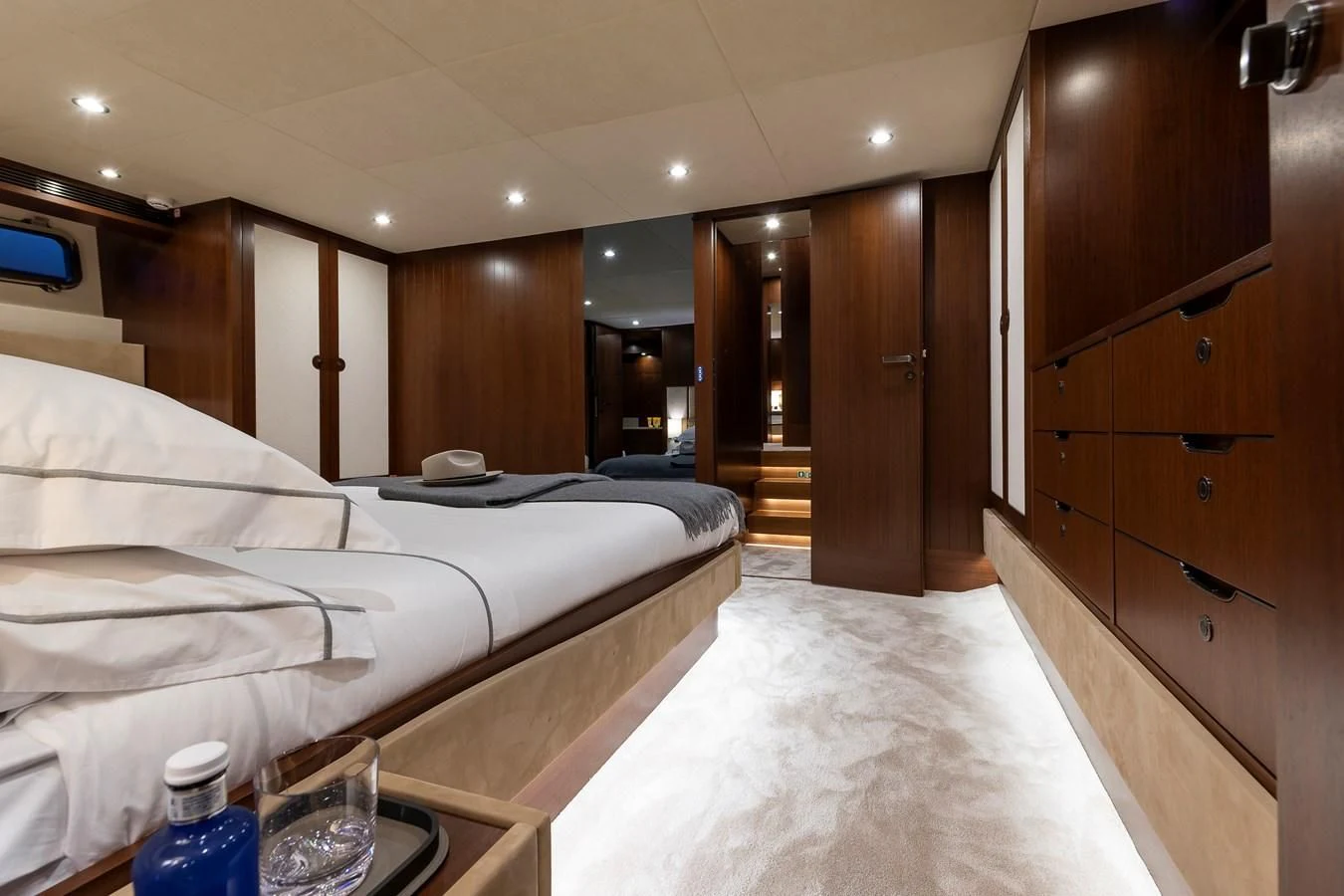 a hotel room with a bed aboard ONE DAY Yacht for Sale