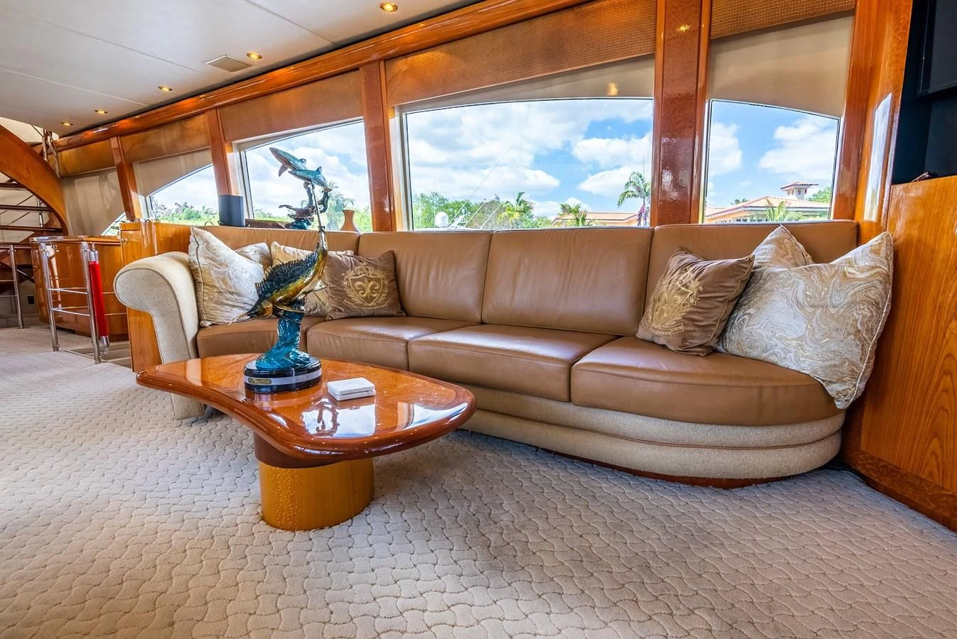 a couch with a coffee table aboard SELF MADE Yacht for Sale