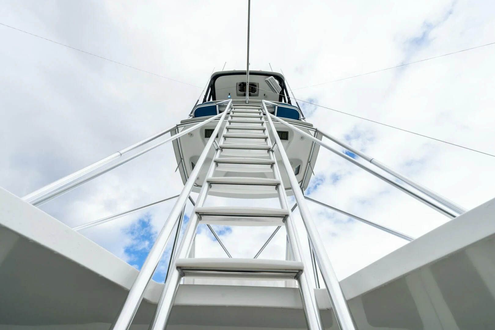 a large white tower aboard LITTLE AUDREY Yacht for Sale