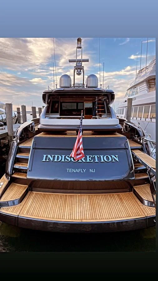 diagram aboard INDISCRETION Yacht for Sale