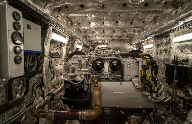 a large room with a machine aboard LA BELLA CHERIE Yacht for Sale