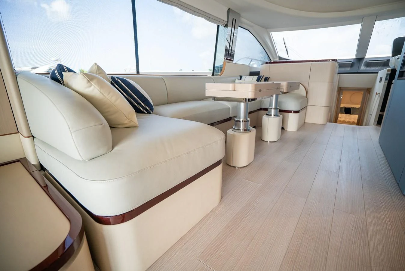 a room with a couch and a sink aboard 2023 AZIMUT FLY 78/56 Yacht for Sale