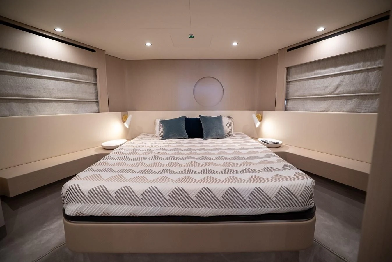 a room with a bed and a window aboard 2023 AZIMUT FLY 78/56 Yacht for Sale