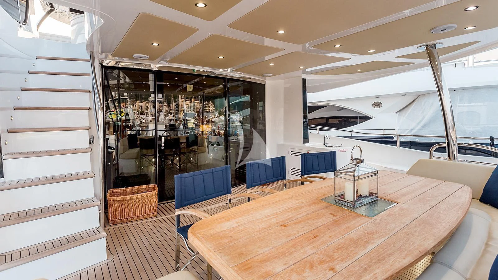 inside of a boat aboard STARDUST OF MARY Yacht for Sale