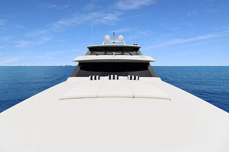 a white boat in the water aboard LEMONADE Yacht for Sale