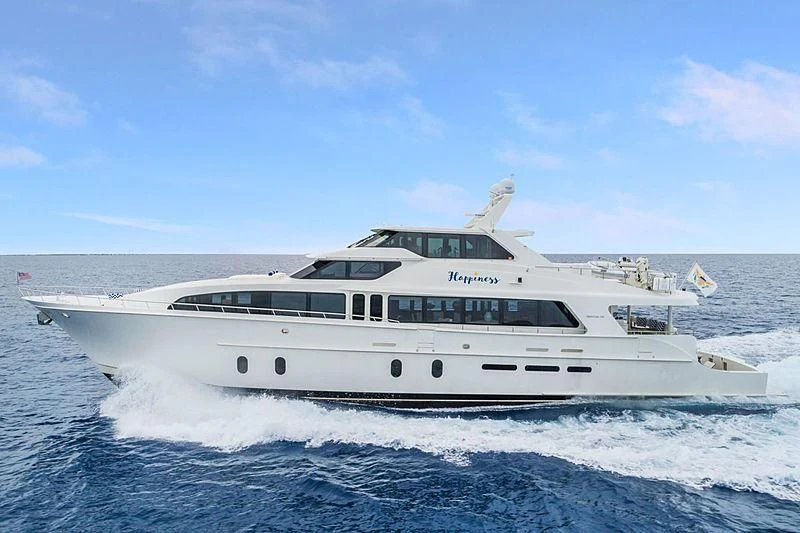 a white yacht in the water aboard LEMONADE Yacht for Sale