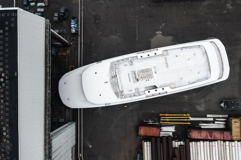 a white object on a black surface aboard DRIZZLE Yacht for Sale