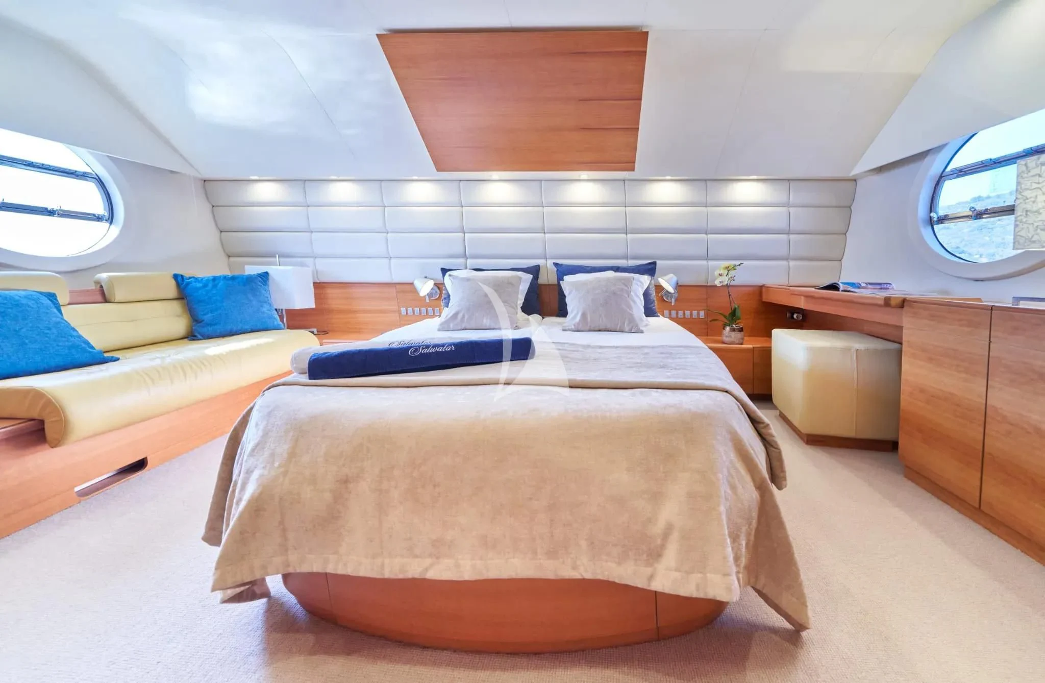a room with a bed and a window aboard W Yacht for Sale