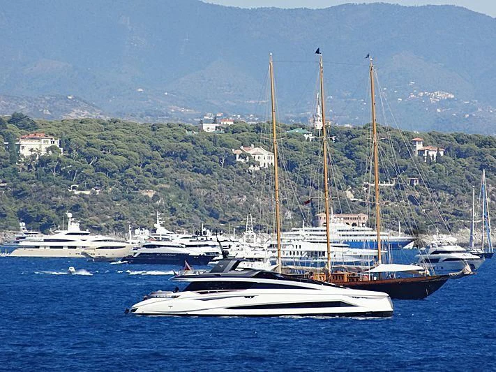 a group of boats in the water aboard LA VIE Yacht for Sale