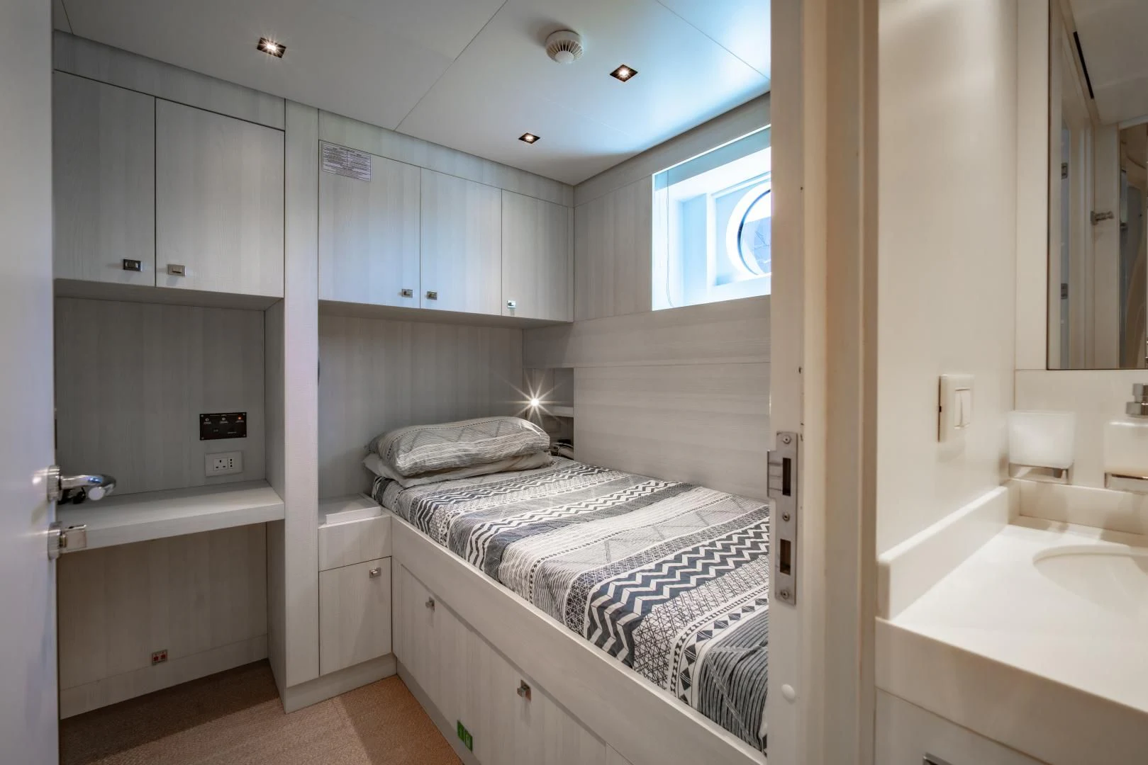 a bed in a bathroom aboard LA VIE Yacht for Sale